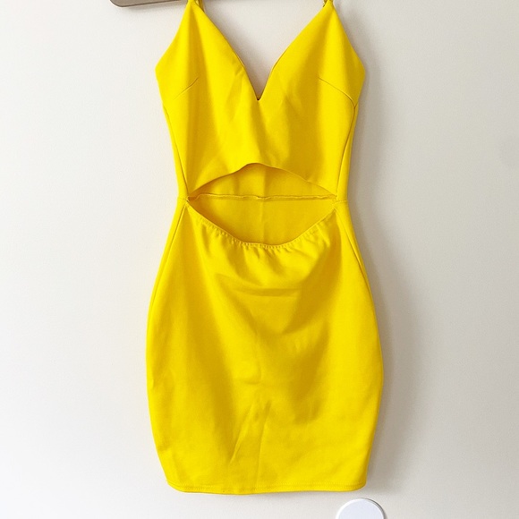 Missguided Dresses & Skirts - Missguided Yellow Cutout Bodycon Mini Dress Size 6